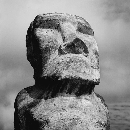 Magic Places - Rapa Nui - Egypt - Stonehenge
